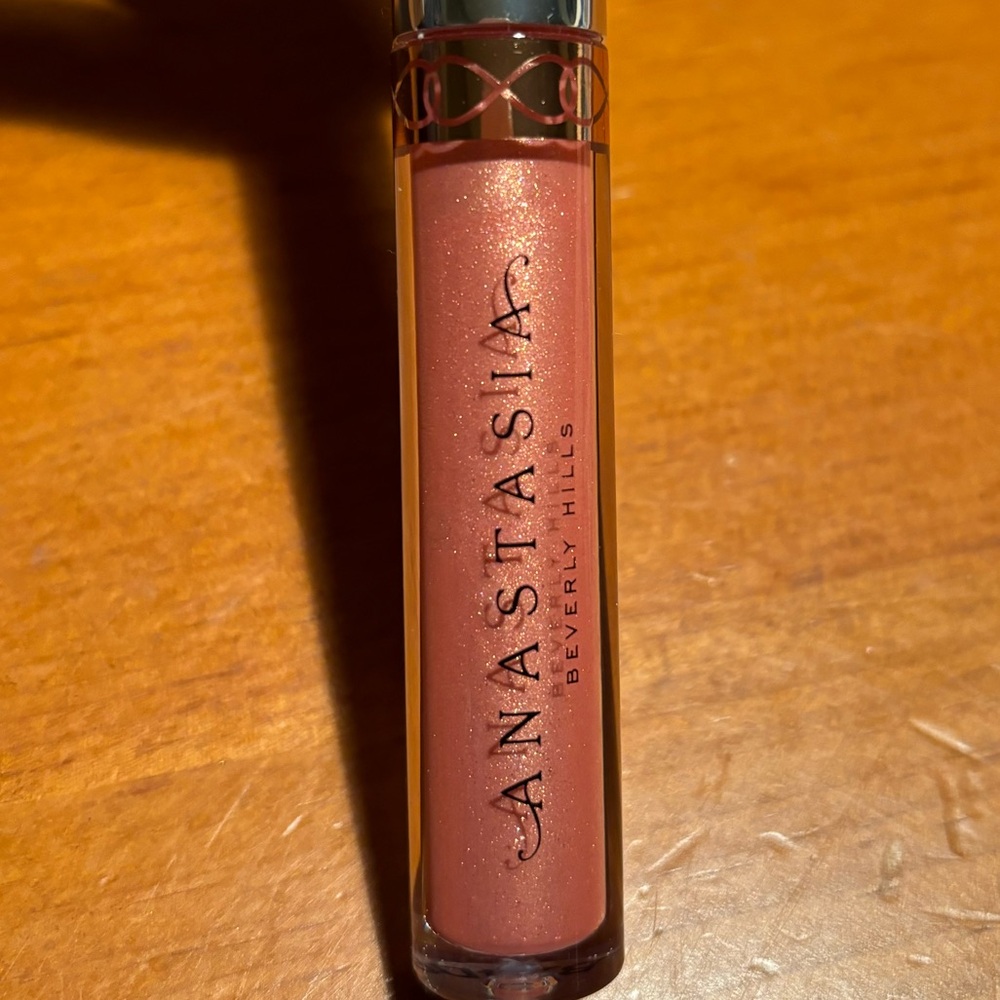 Anastasia Beverly Hills Lip Gloss Sunscape - Picture 7 of 16